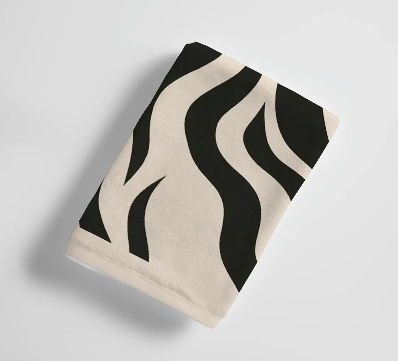 Cervo in bianco e nero asciugamano da bagno da ThingDesign