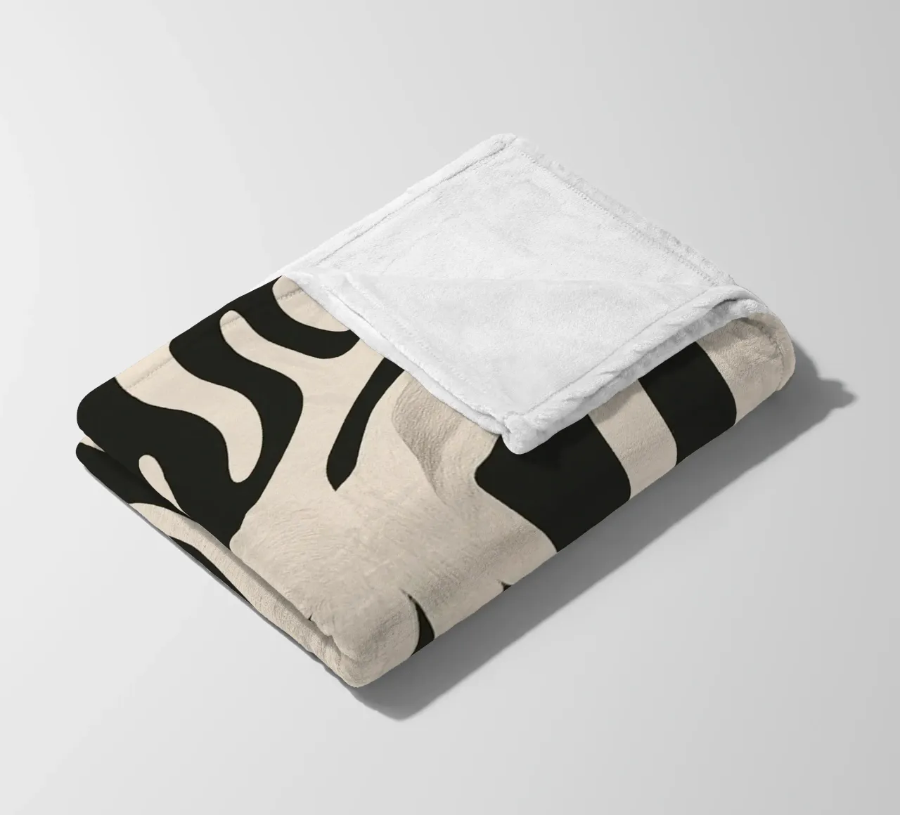 Cervo in bianco e nero coperta in pile da ThingDesign