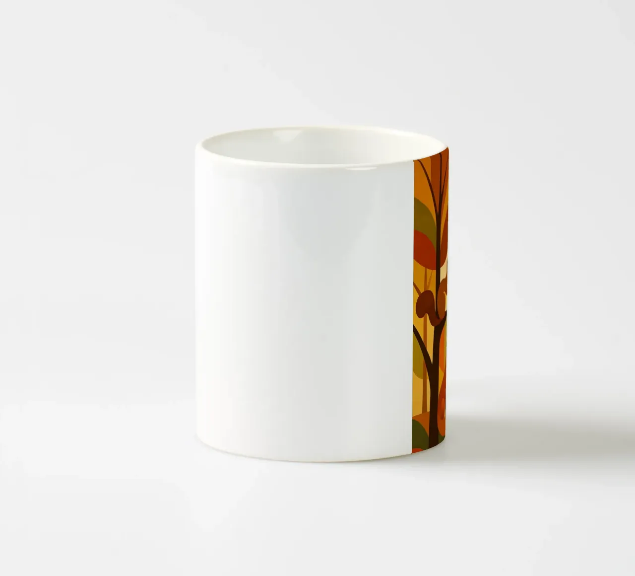 Scoiattolo, volpe e cervo in una foresta autunnale tazza in ceramica da ARTOMATIC