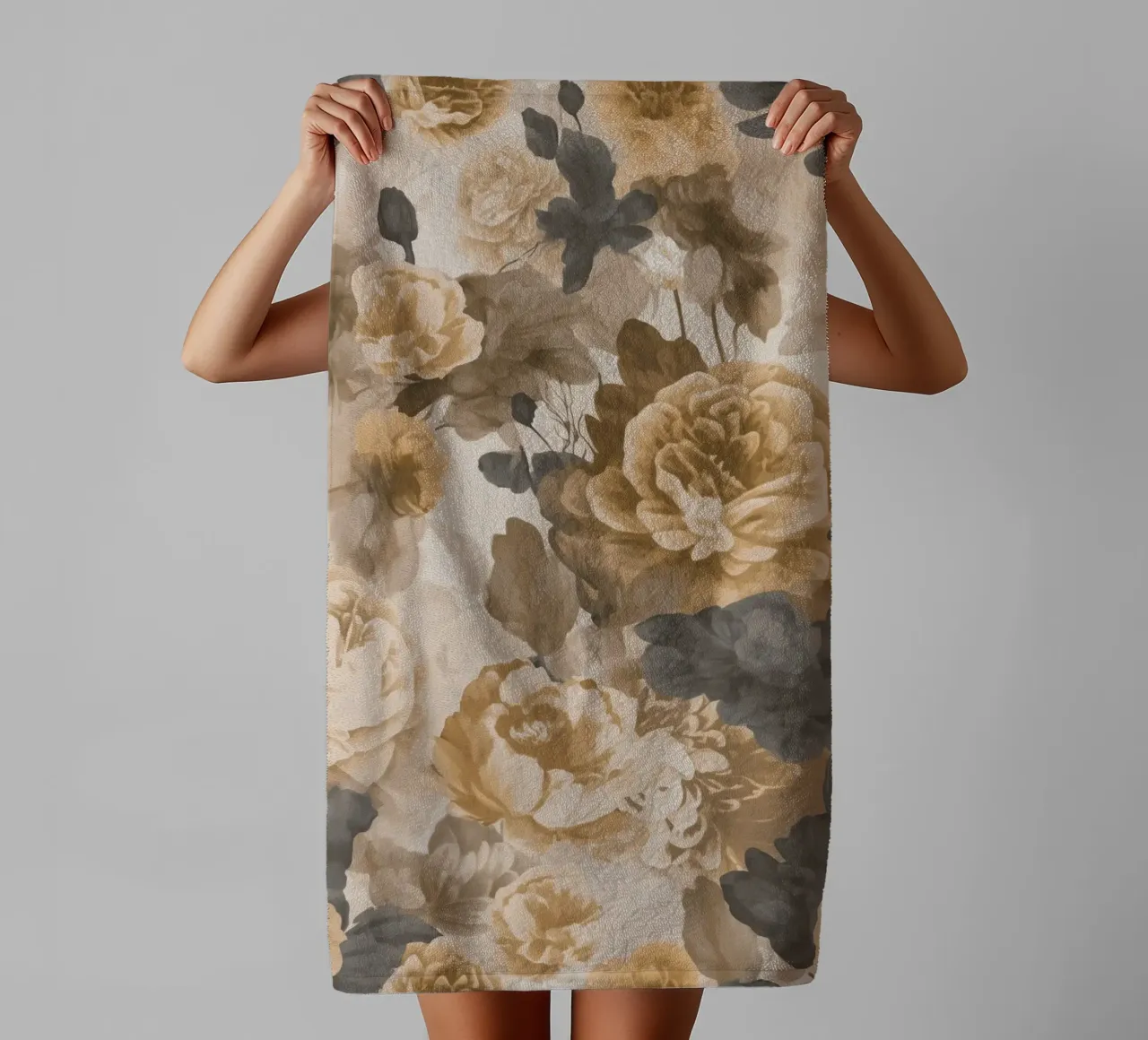 Rose barocche design floreale nostalgico in beige marrone scuro C asciugamano da bagno da Andrea Haase Vintage World