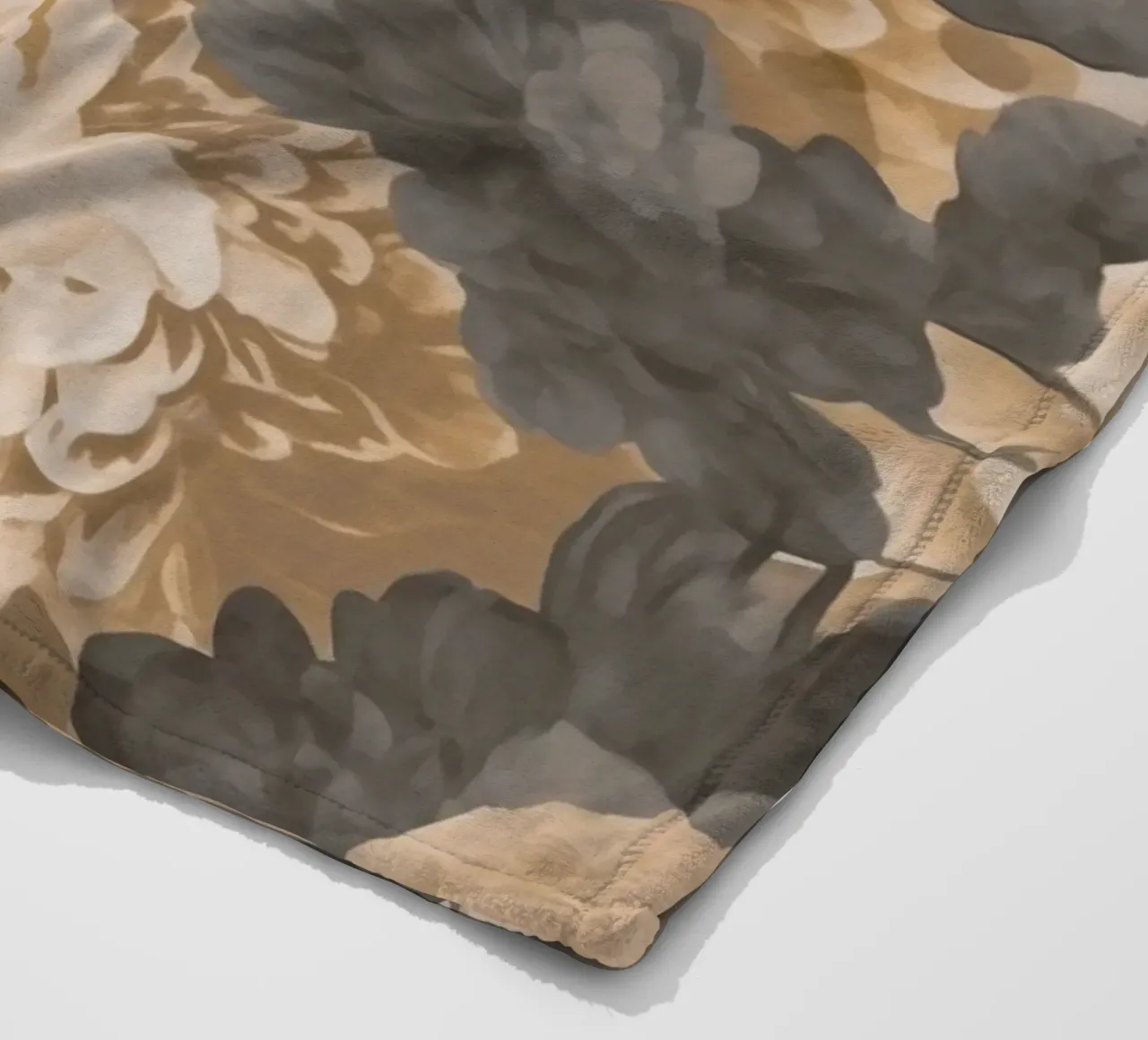 Rose barocche design floreale nostalgico in beige marrone scuro C coperta in pile da Andrea Haase Vintage World