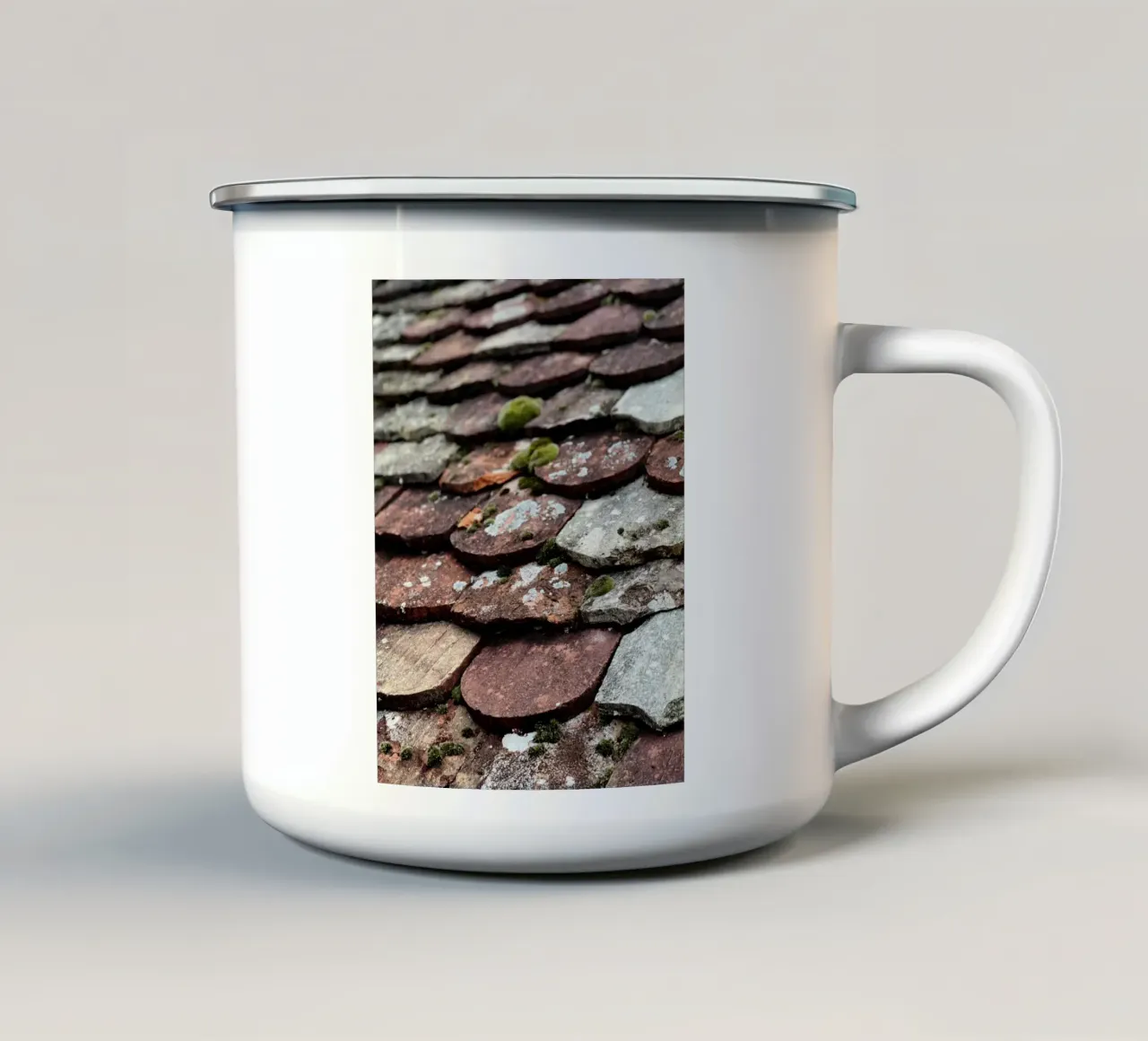 Dachziegel in Bourgogne - Franche Comté tazza in smalto da Simon Koy