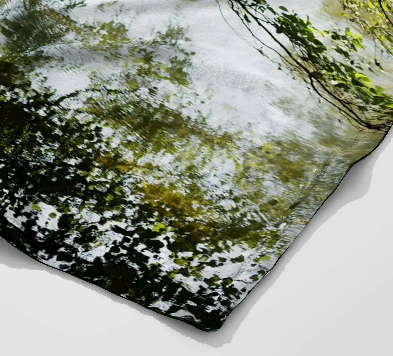 Fluss in Borgogna - Franche Comté coperta in pile da Simon Koy