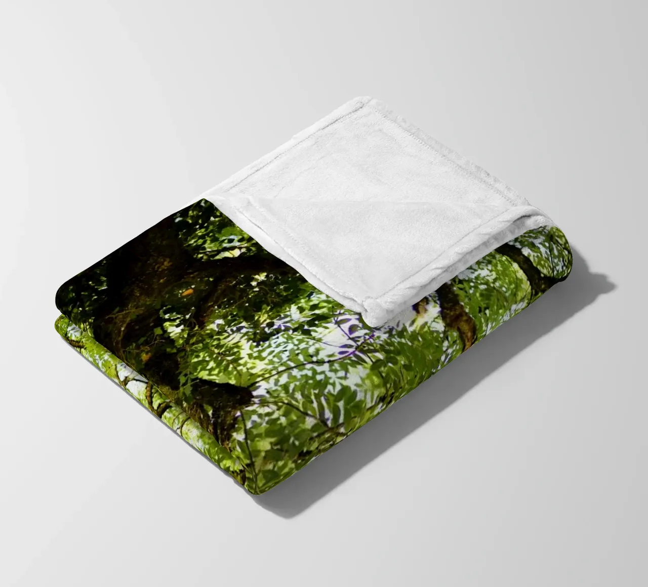 Baum in Bourgogne - Franche Comté, Frankreich plaid polaire de fotokunst