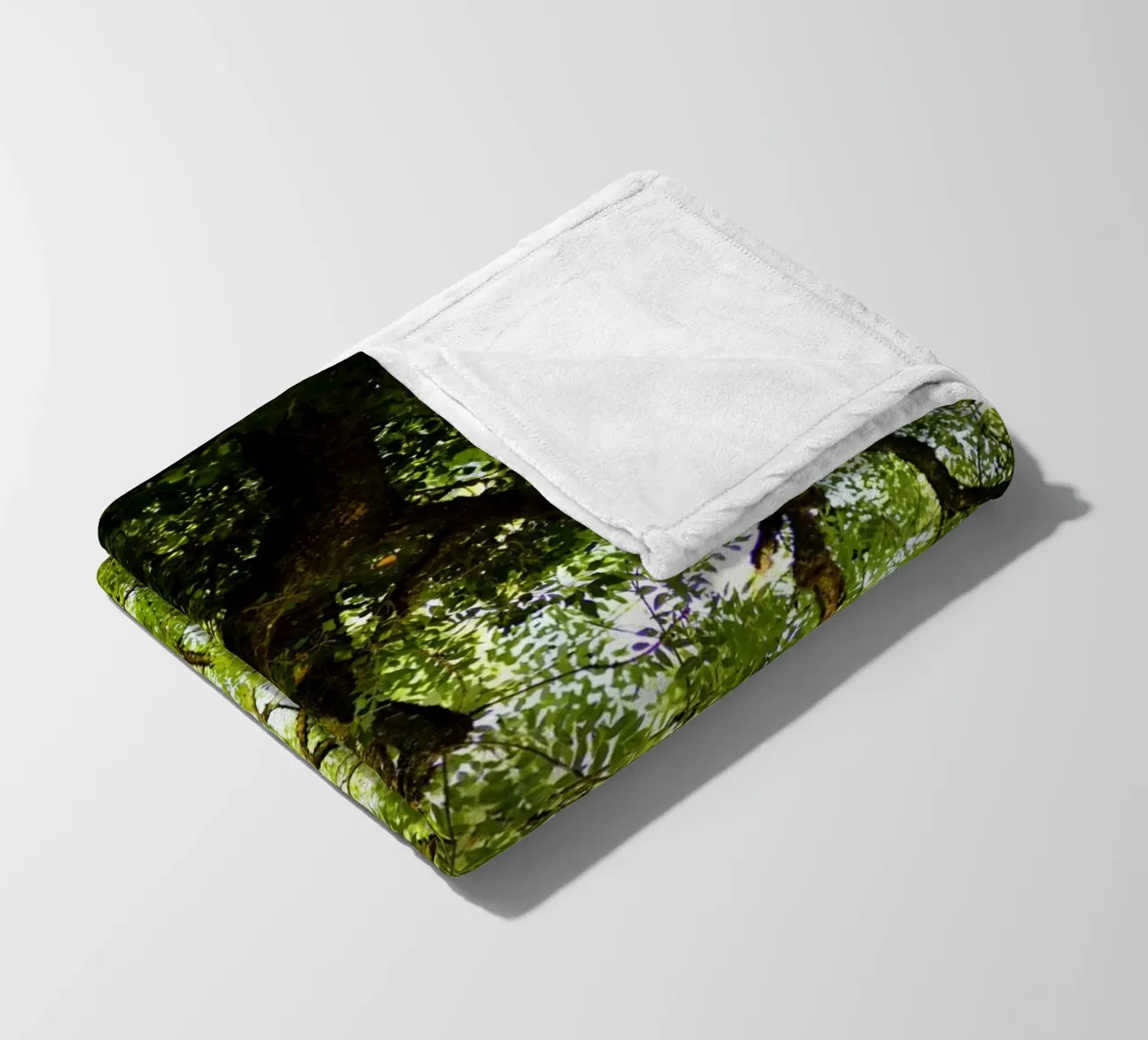 Baum in Bourgogne - Franche Comté, Frankreich plaid polaire de fotokunst