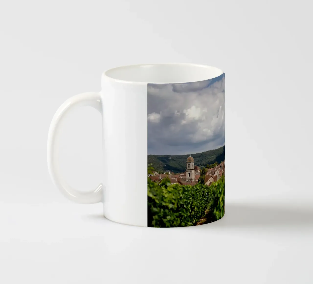 Arbois in Bourgogne - Franche Comté, Frankreich tazza in ceramica da Simon Koy
