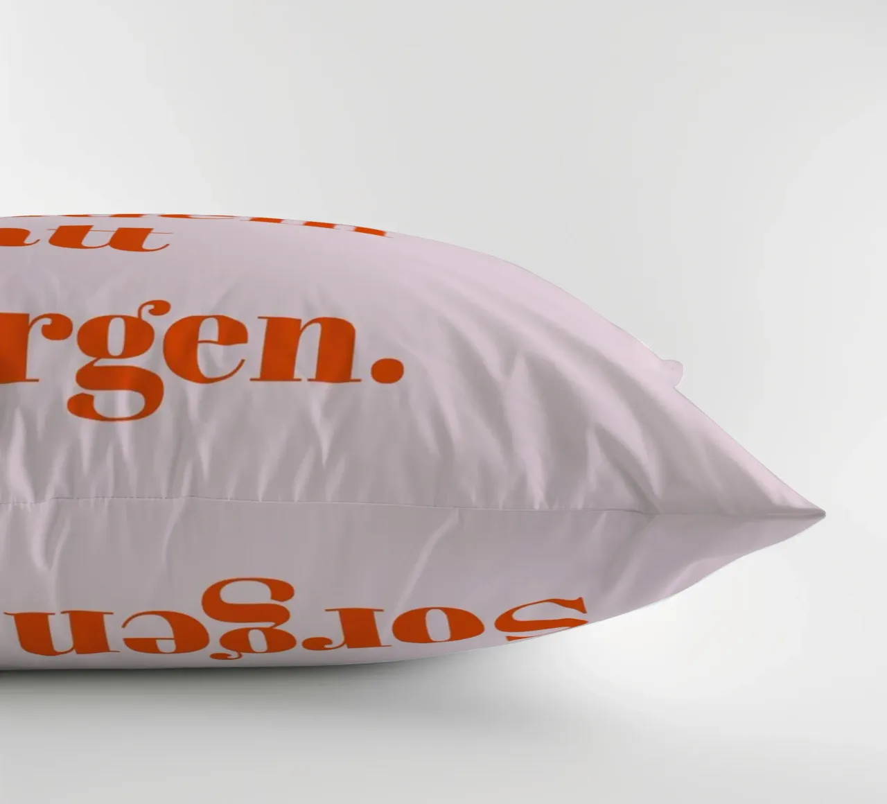 Preparare la pasta invece di preoccuparsi cuscino da Typo Designs