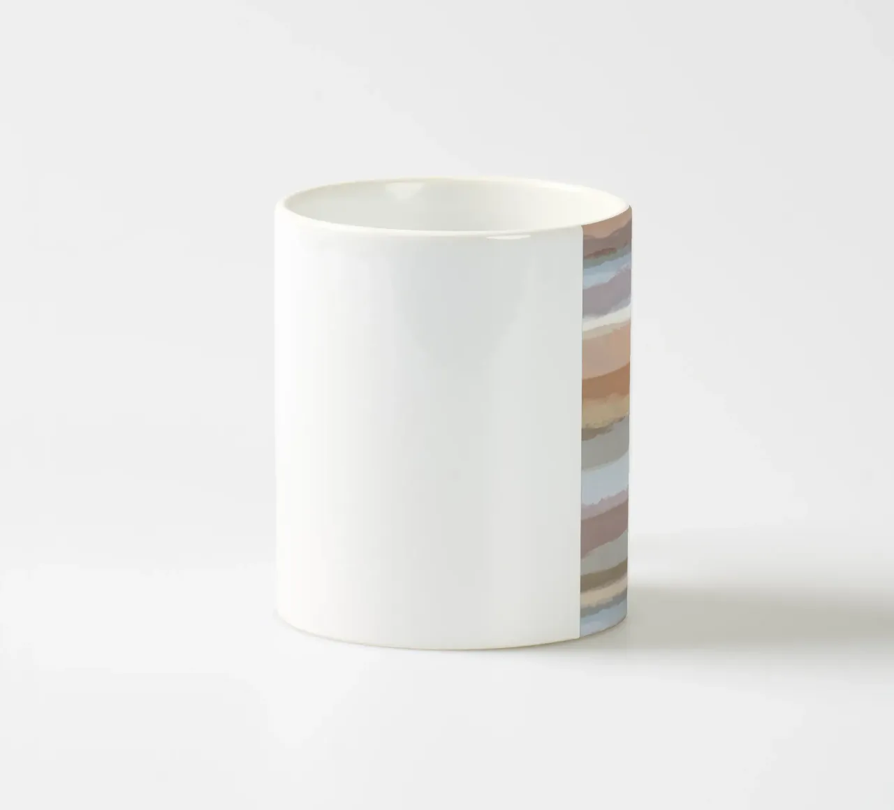 Strips 4C | Pale Blue, Mauve & Warm Neutrals Keramik Tasse von sabidussi
