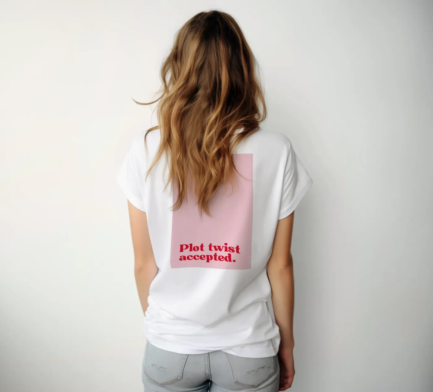 Plot twist accepted. t-shirt da donna da PurePeachStudio