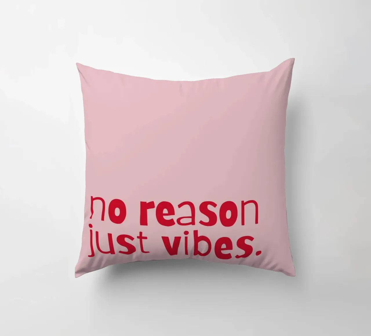 no reason just vibes. cuscino da PurePeachStudio