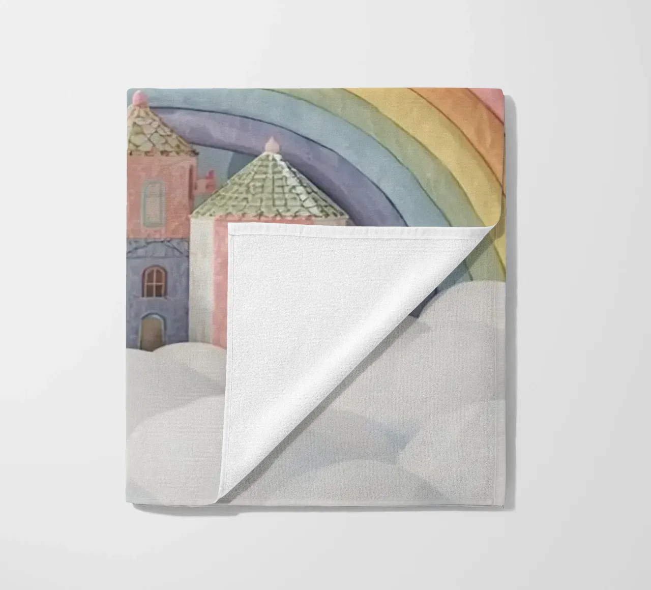 Scena di castello fantasy con arcobaleno e nuvole telo mare da DesignDoodle