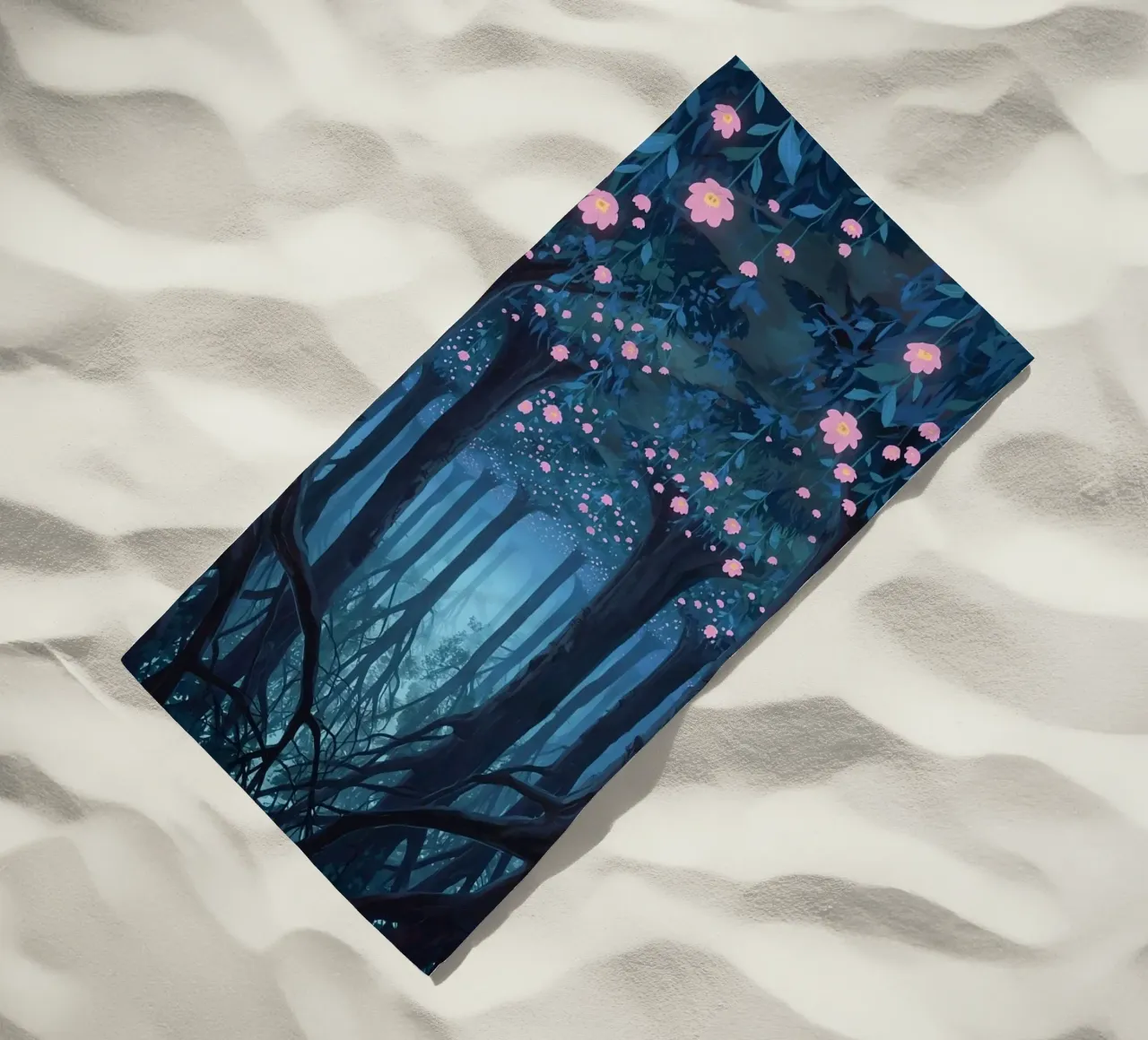 Sentiero forestale con fiori rosa e alberi scuri telo mare da DesignDoodle
