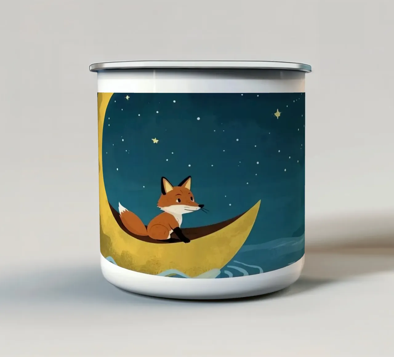 Volpe in mezzaluna su acqua sotto le stelle tazza in smalto da DesignDoodle