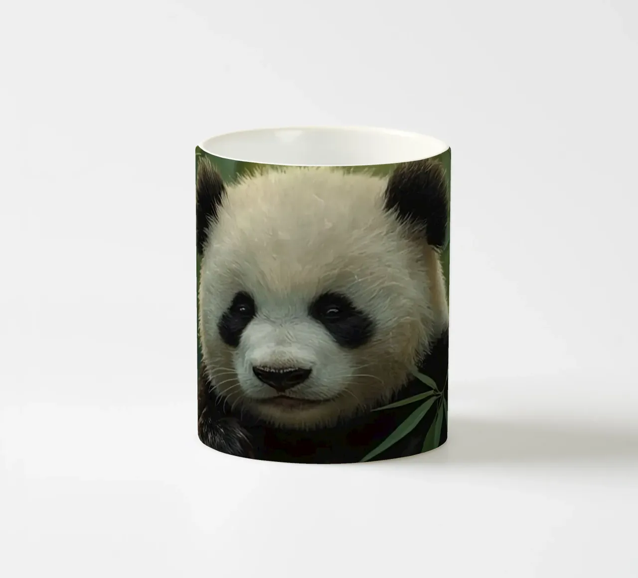 Panda géant dans une forêt de bambous mug en céramique de DesignDoodle