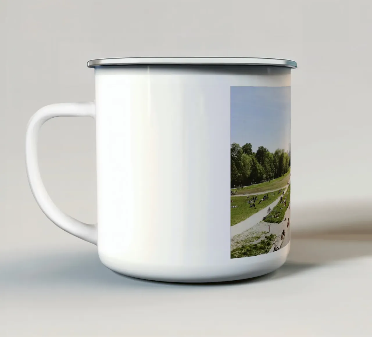 Isar Amore Monaco tazza in smalto da Simon Koy