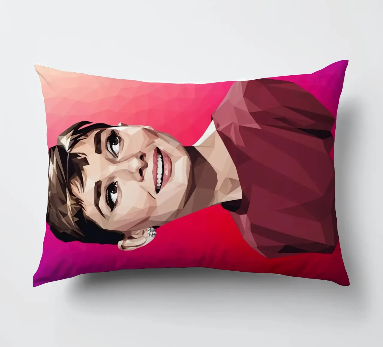 Audrey Hepburn Low poly cuscino da Low Profile