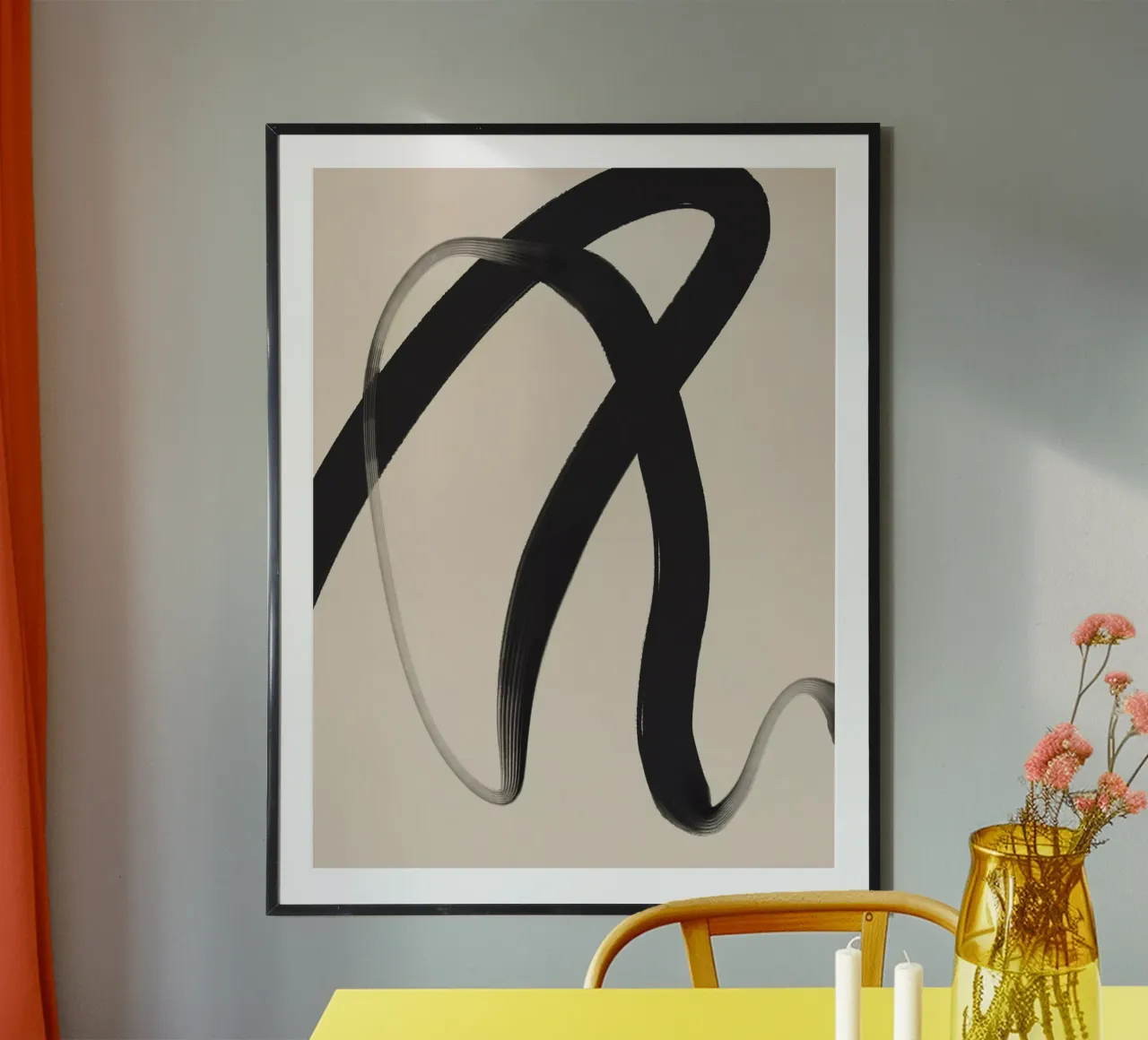 Black Strokes No 25 poster con telaio in legno da treechild