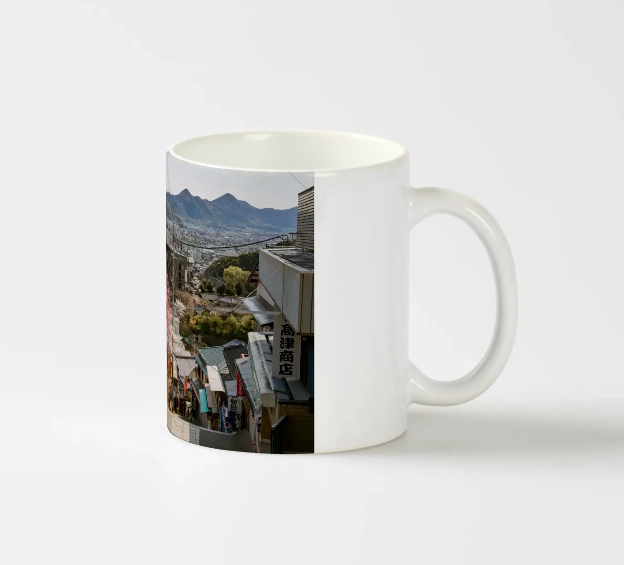 Le scale del tempio di Shikoku, Giappone tazza in ceramica da Marcel Bisig