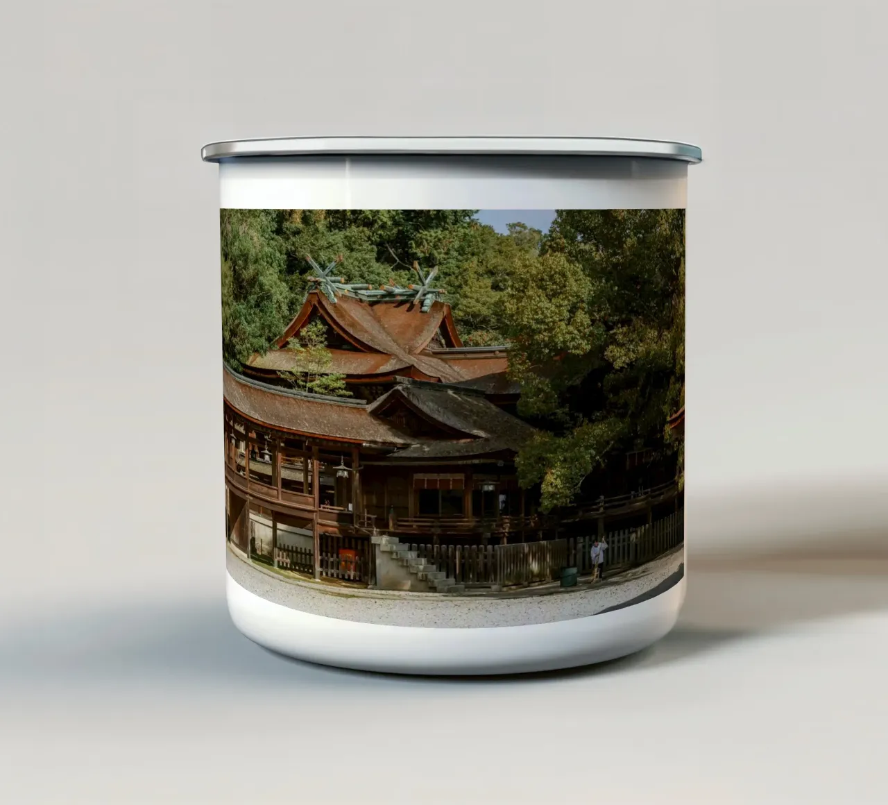 Santuario giapponese di Shikoku tazza in smalto da Marcel Bisig