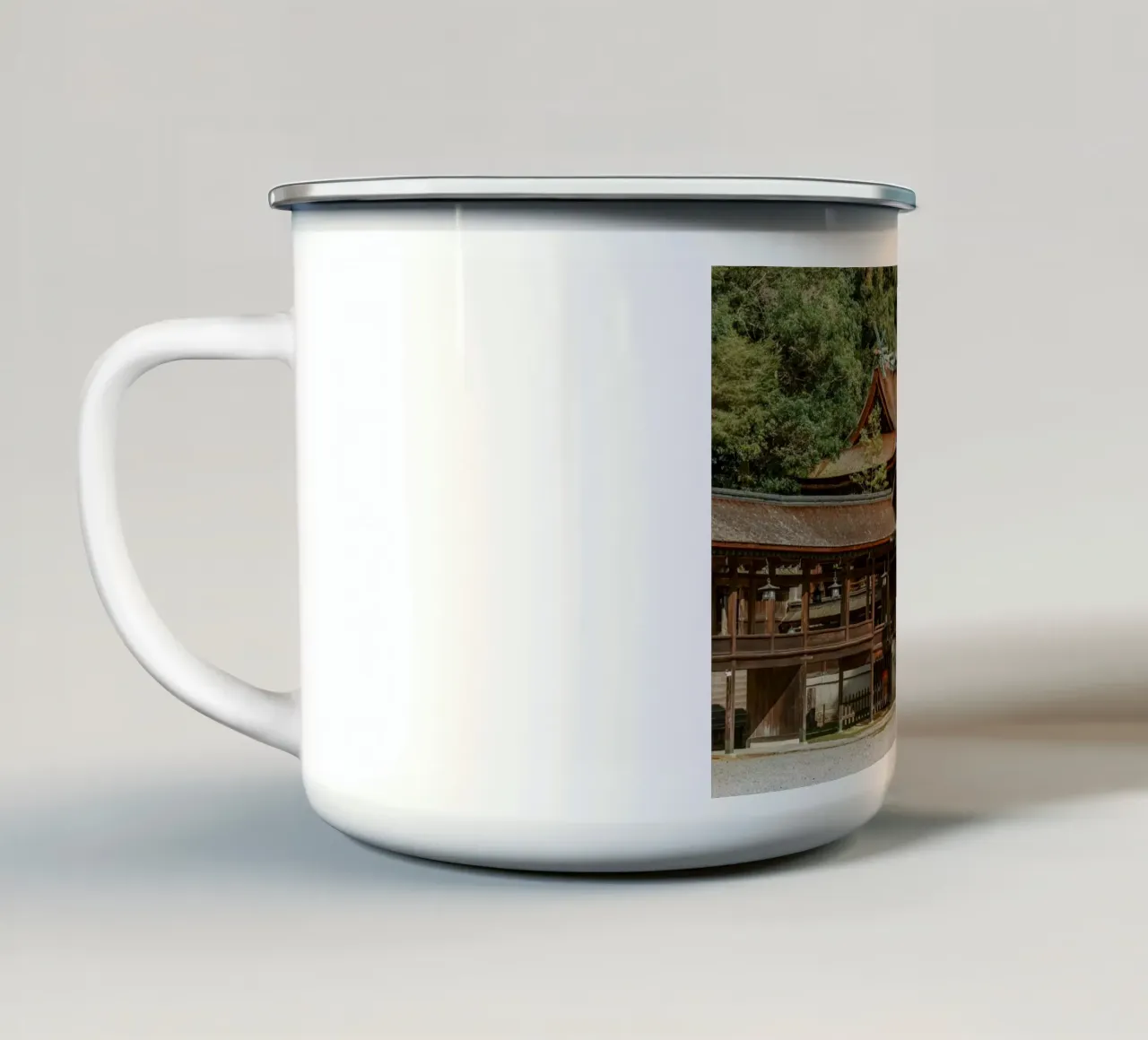 Santuario giapponese di Shikoku tazza in smalto da Marcel Bisig
