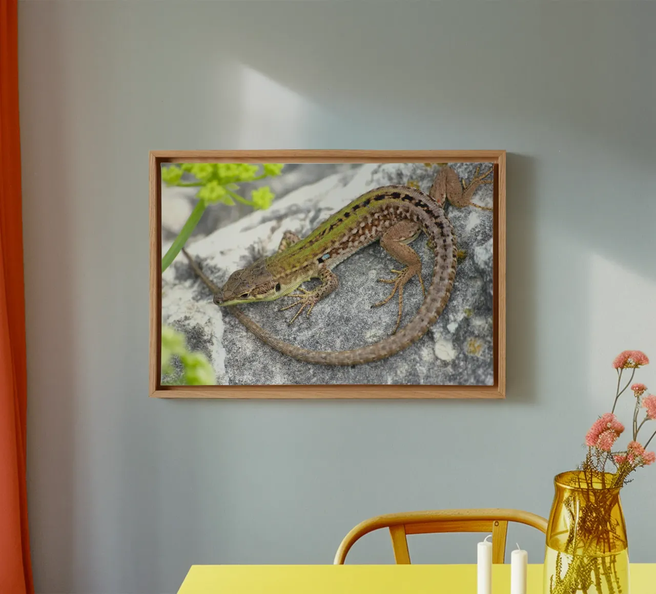 Lizard canvas by eyes & tries