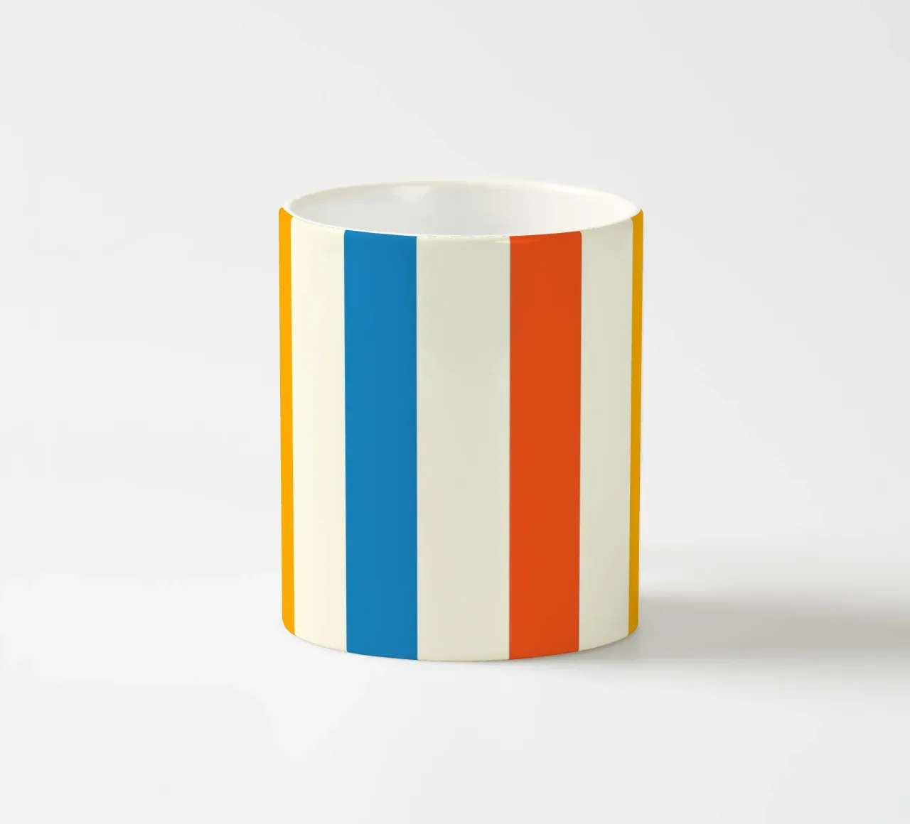 Retro 60s Vibrant Summer Vibes Stripes No2 keramische mok van TijanaArtStudio88