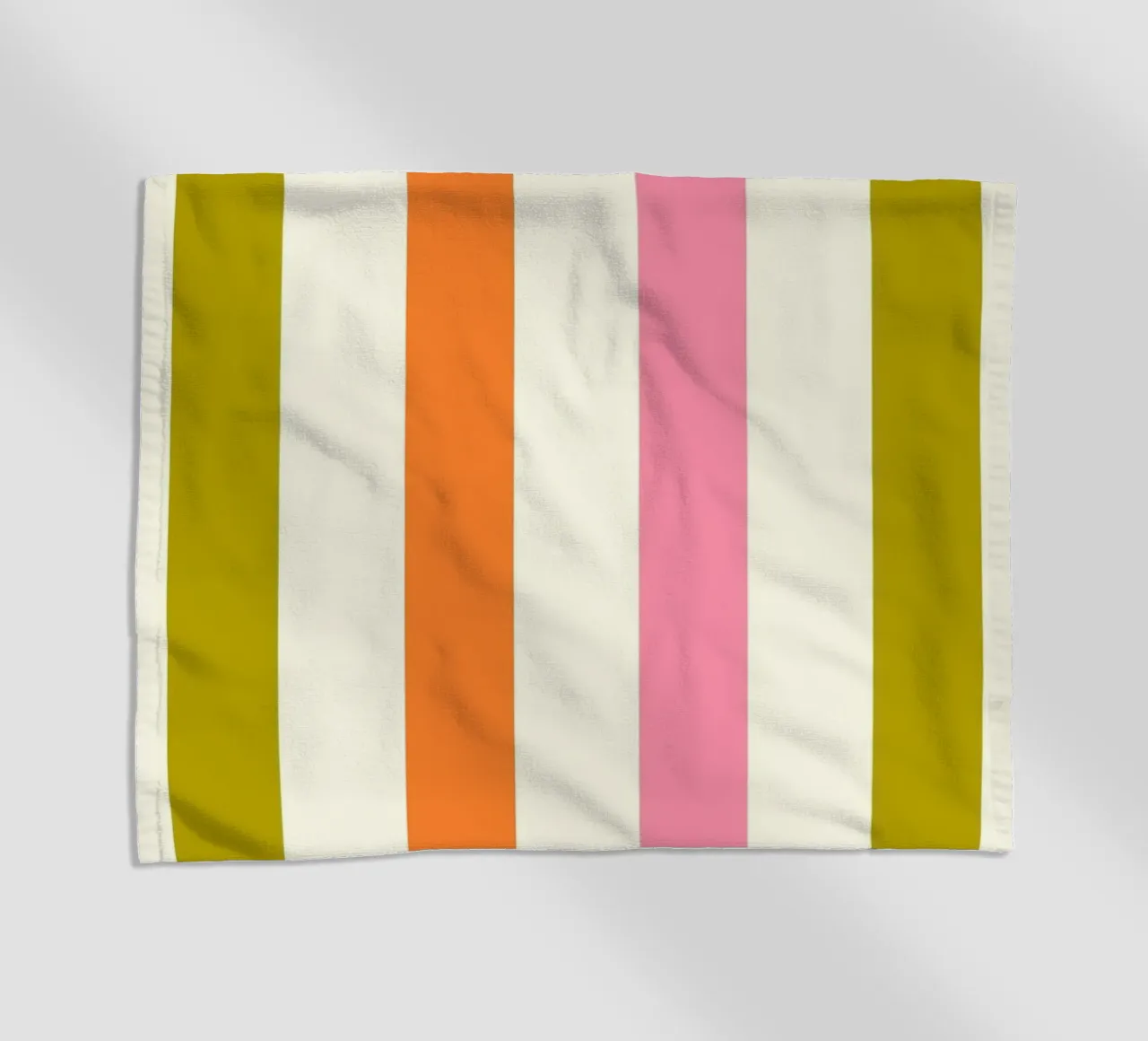 Retro 60s Vibrant Summer Vibes Stripes No3 telo mare da TijanaArtStudio88