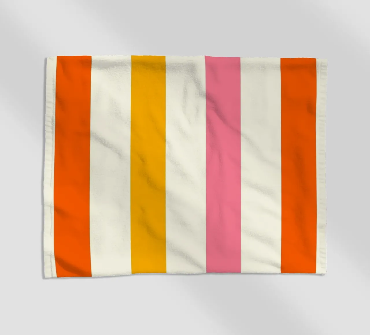 Retro 60s Vibrant Summer Vibes Stripes No4 telo mare da TijanaArtStudio88
