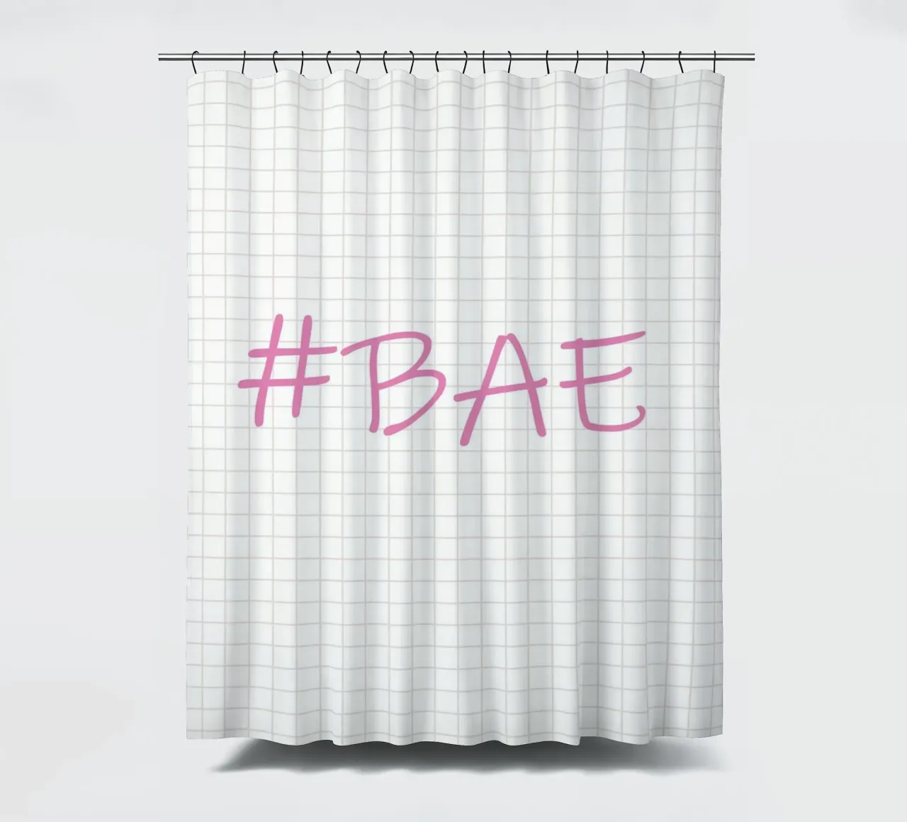 Bae Typography tenda da doccia da Attaboy Dsgn