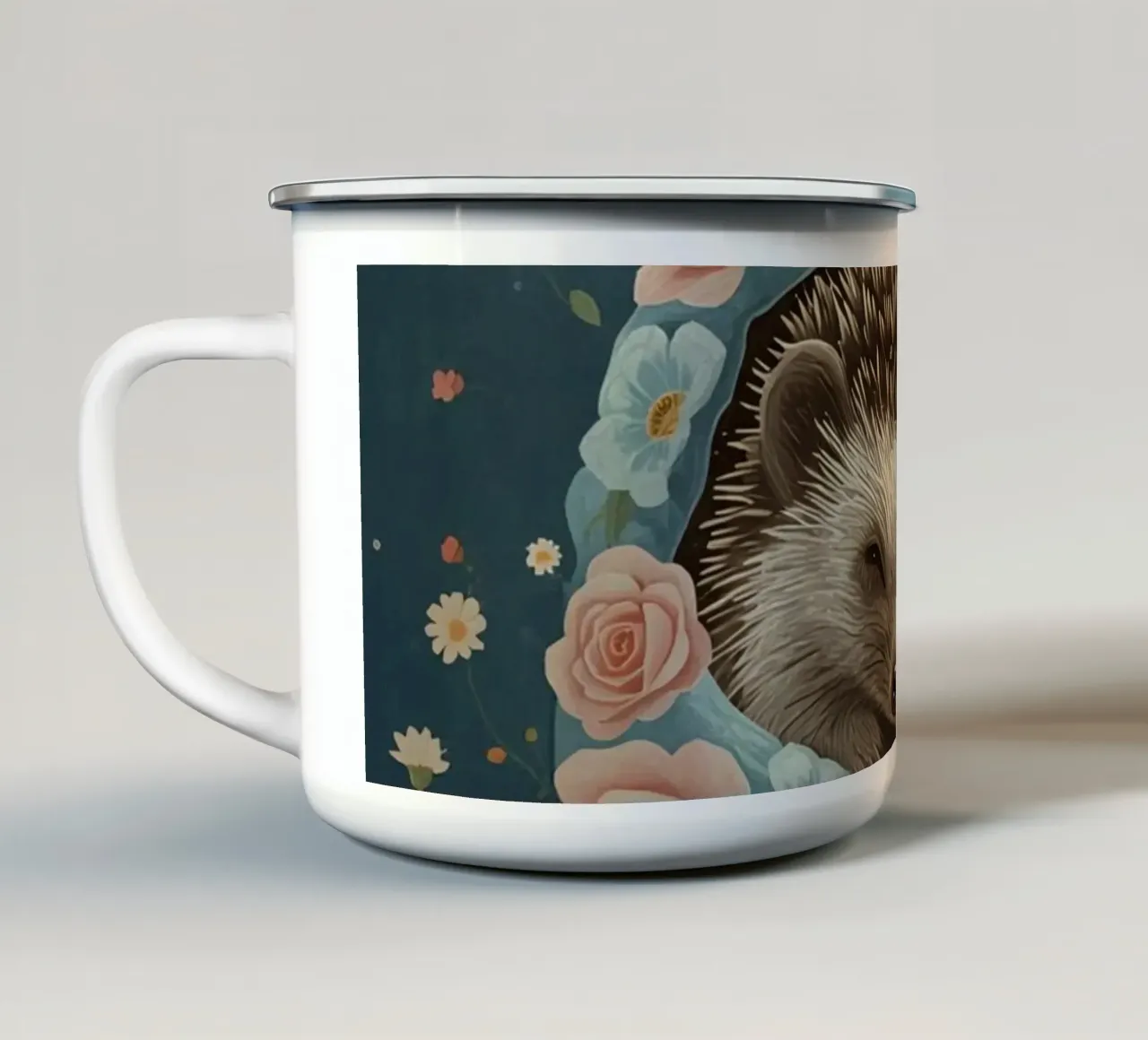 Schattig egeltje in bloemig eikader onder maan emaille mok van DesignDoodle