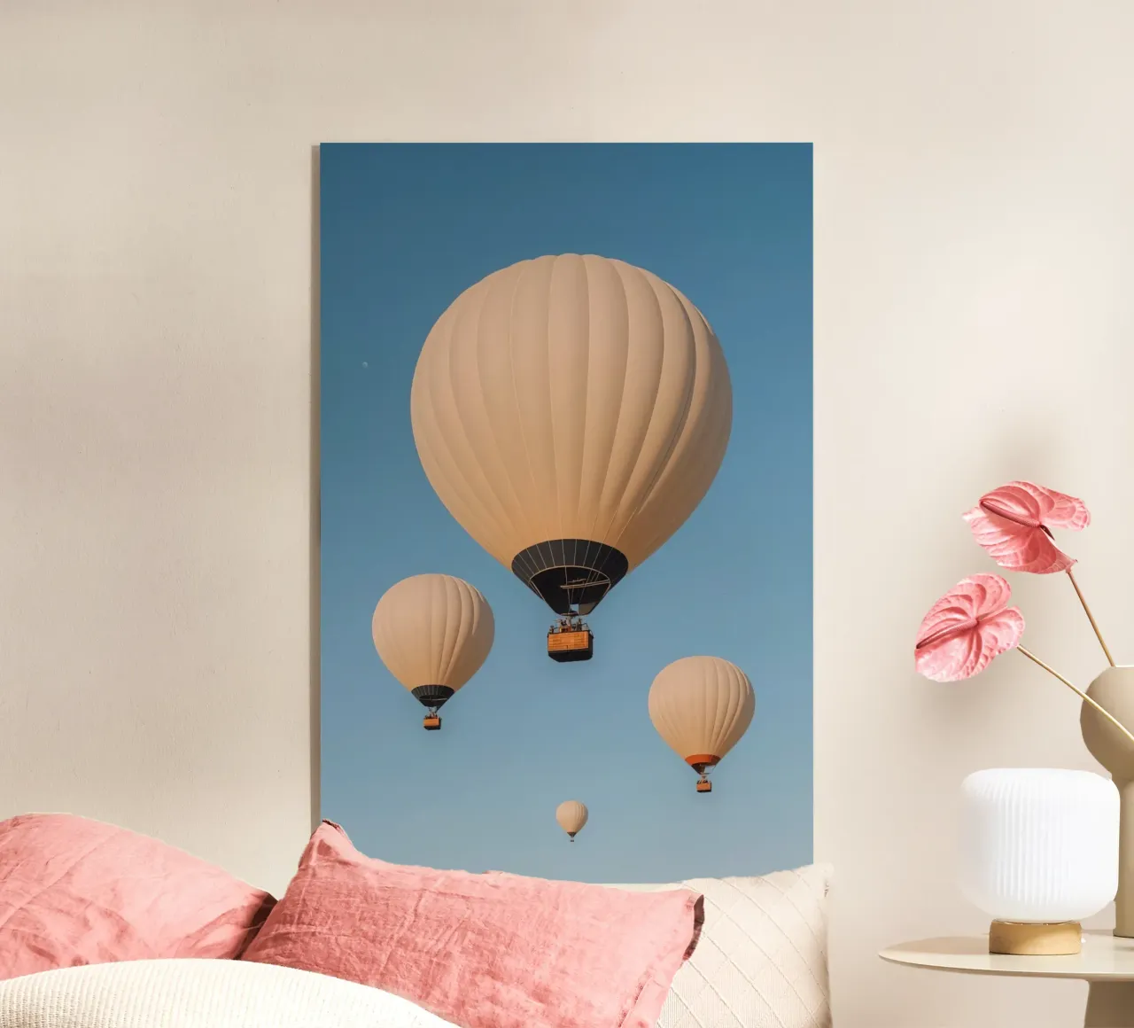 Mongolfiere in un cielo blu plexiglass da DesignDoodle