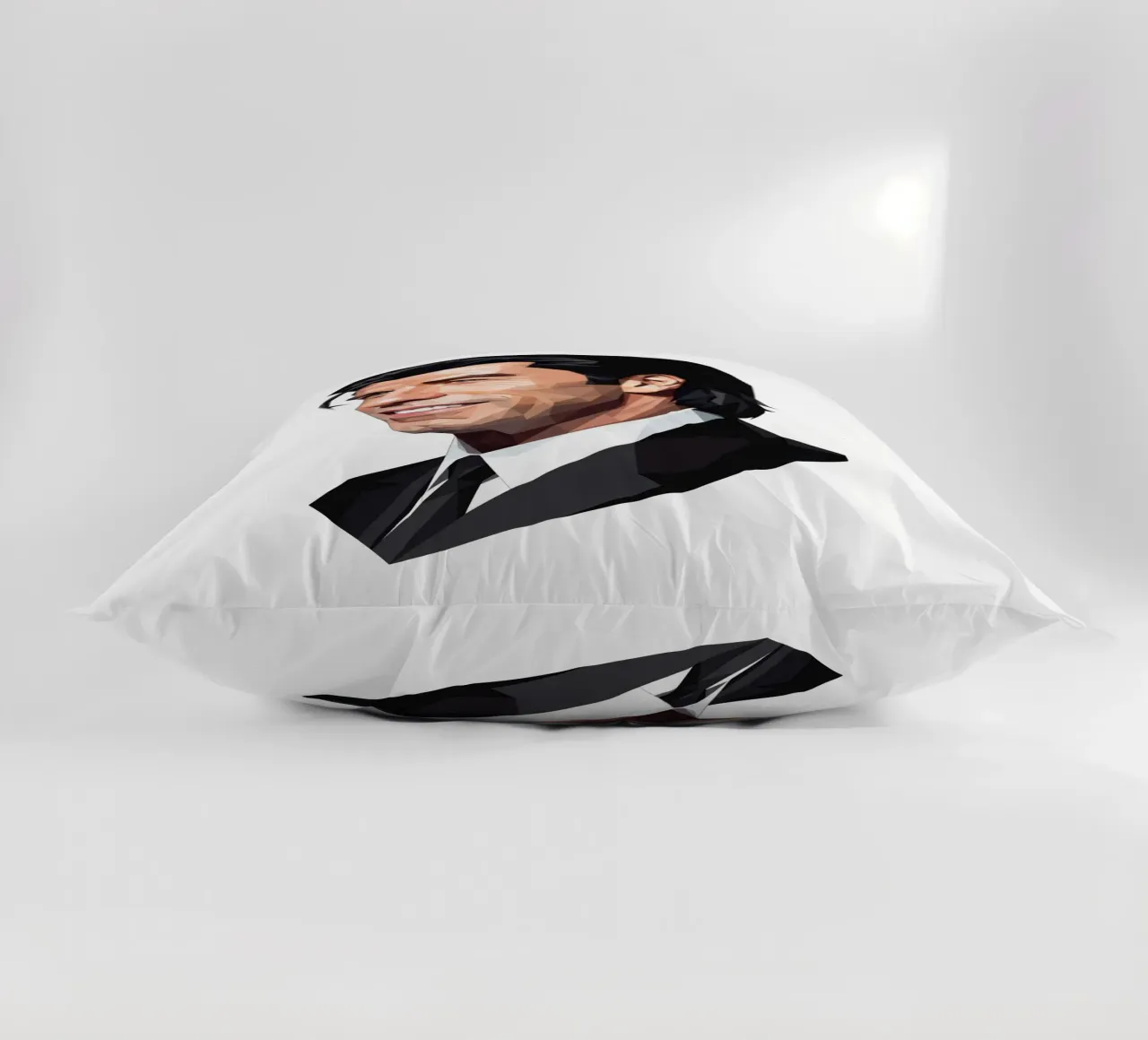 John Travolta Lowpoly cuscino da Low Profile
