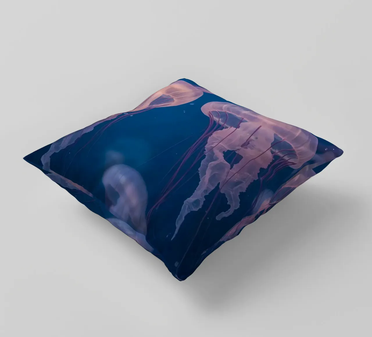 Meduse in acqua blu cuscino da DesignDoodle