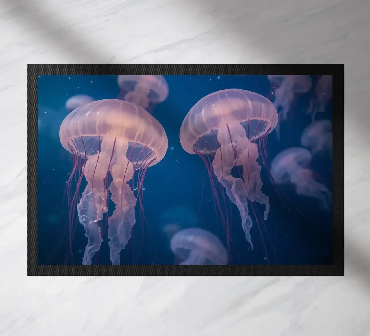 Meduse in acqua blu zerbino da DesignDoodle