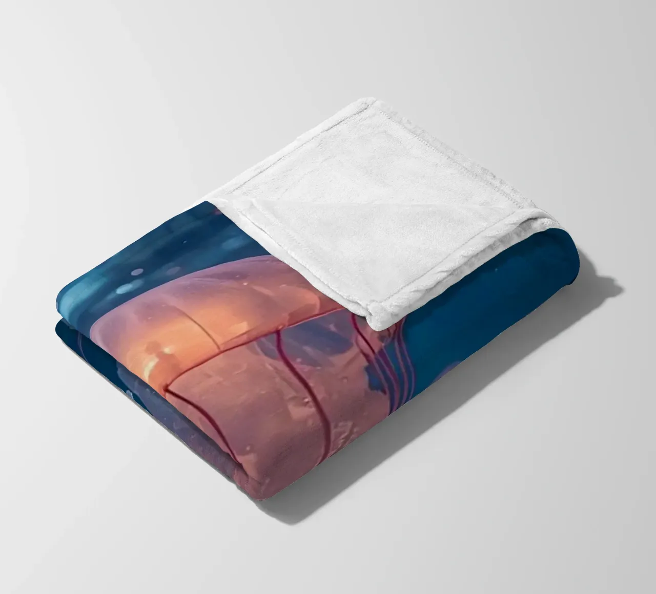 Meduse in acqua blu scuro coperta in pile da DesignDoodle