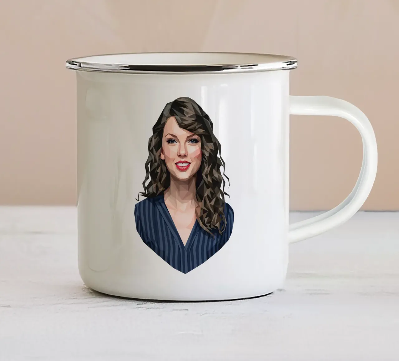 Taylor Swift Low poly tazza in smalto da Low Profile