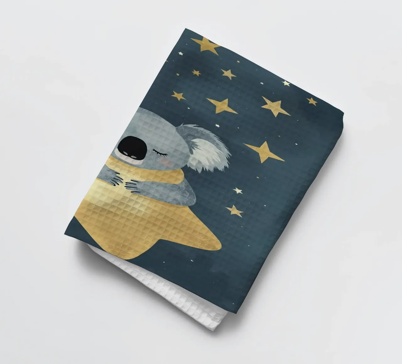 Mignon Koala étreignant une étoile dans le ciel étoilé torchon de DesignDoodle