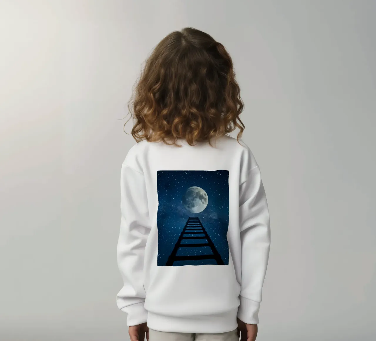 Scala per la luna nel cielo stellato felpa bambino da DesignDoodle