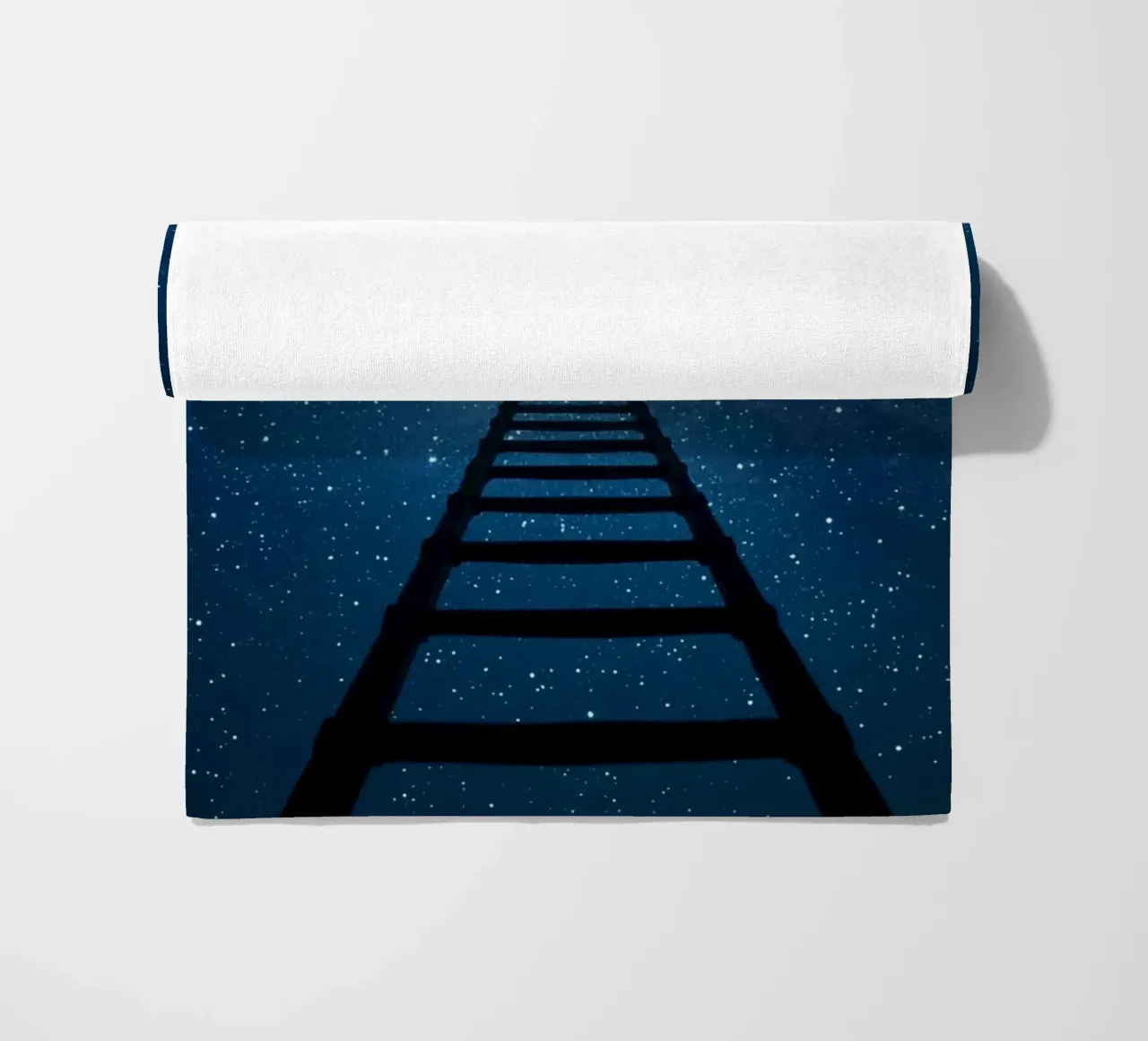Scala per la luna nel cielo stellato telo mare da DesignDoodle