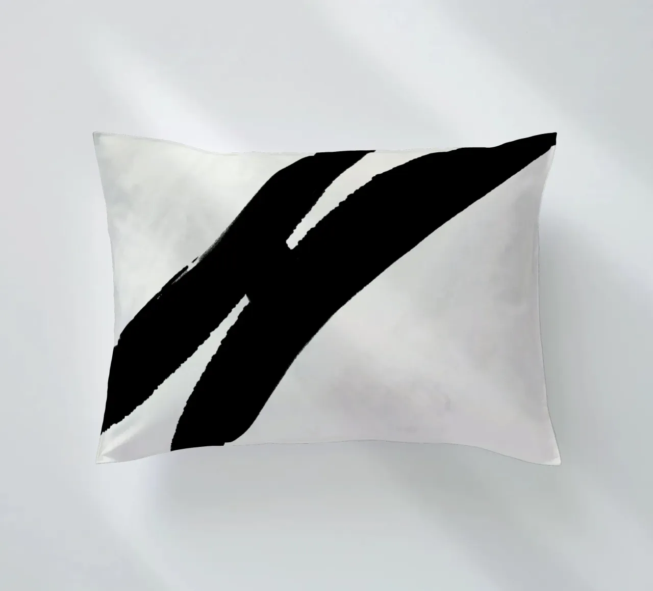 Black Strokes No 10 cuscino da treechild