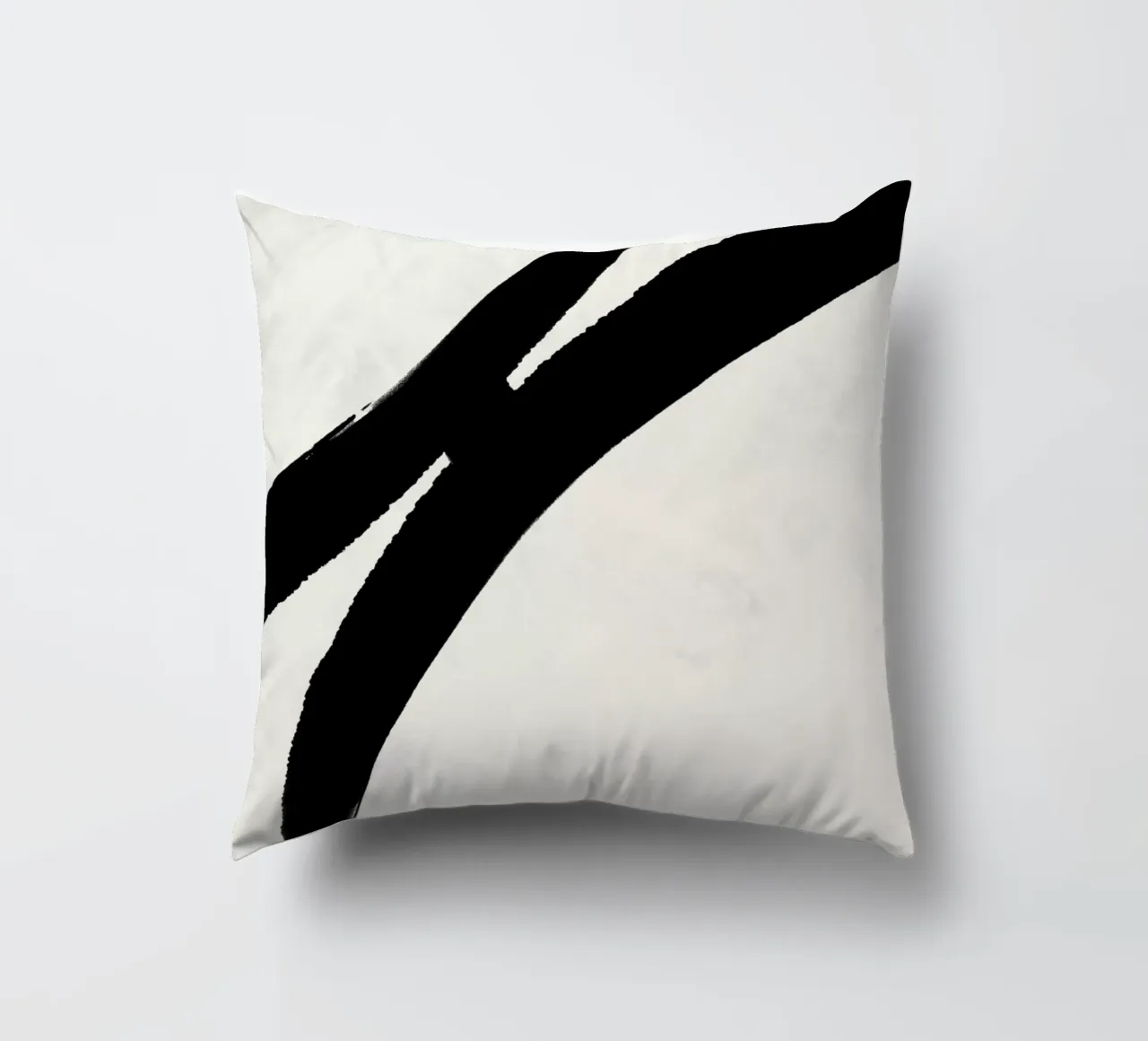 Black Strokes No 10 cuscino da treechild