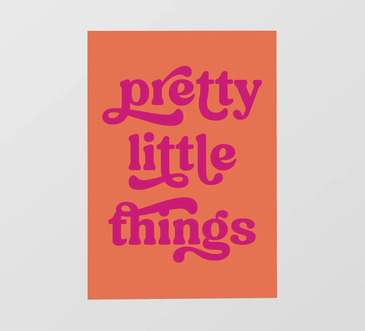 Pretty little things pellicola backlit da PinkCandyWalls