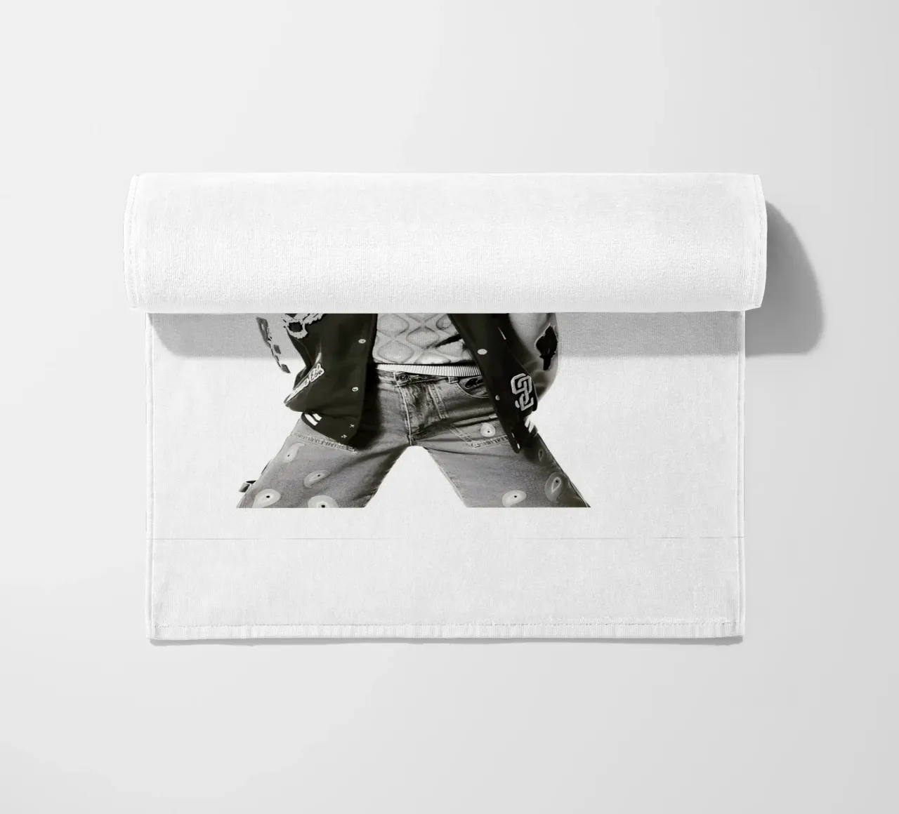 Monochrome Cool V1 telo mare da vintage