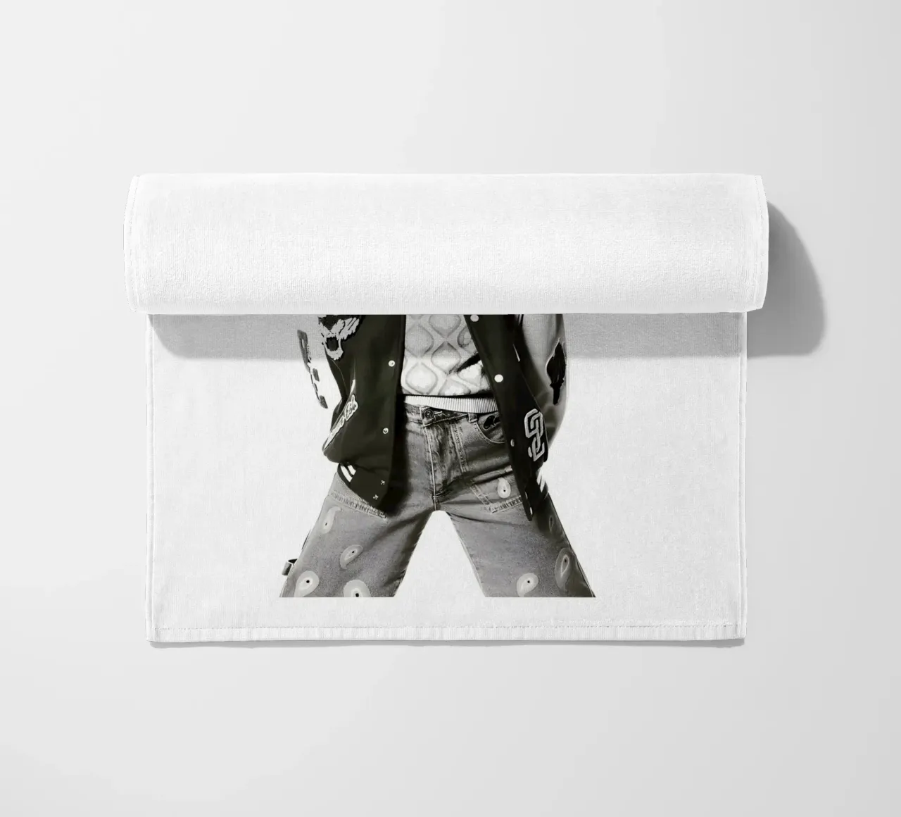 Monochrome Cool V1 telo mare da vintage