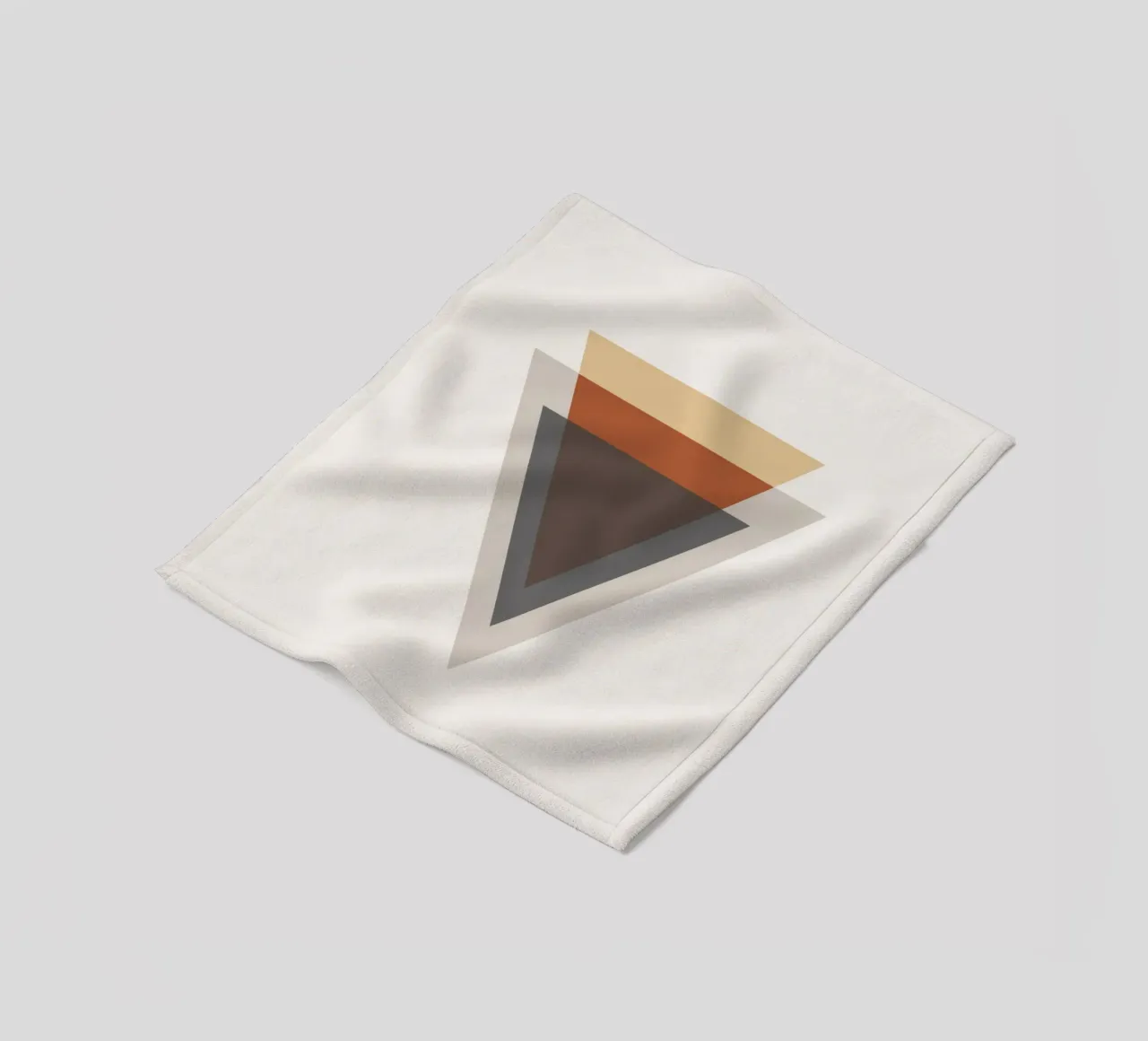 Semplicità equilibrata - Forme a triangolo coperta in pile da Aralyn