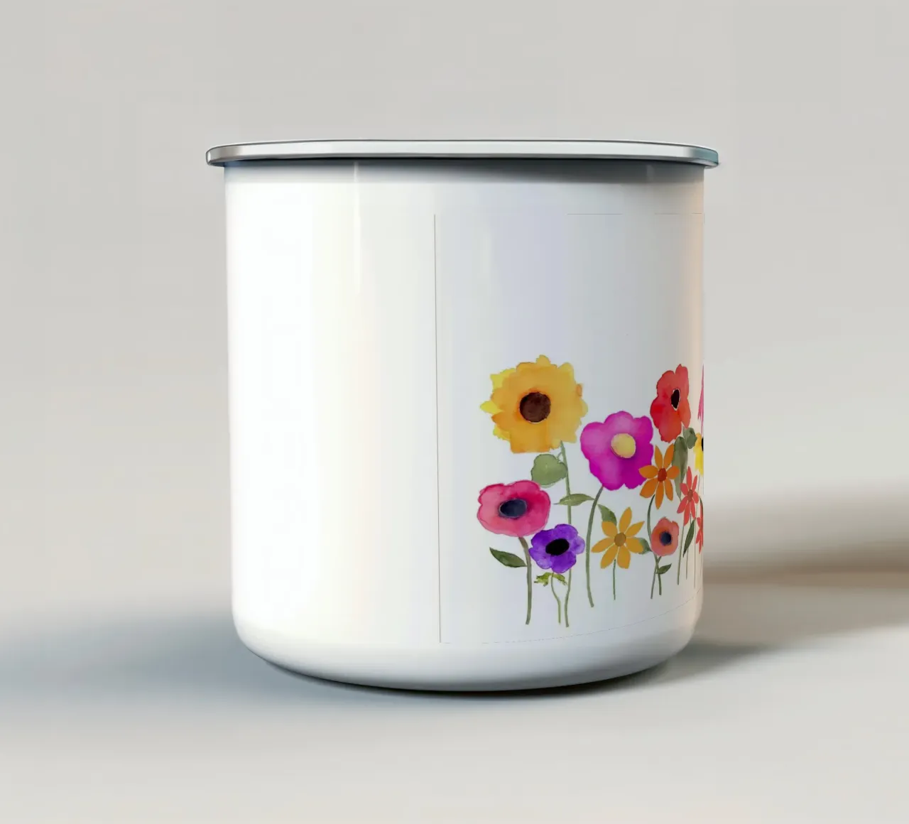 Sommerblumen mit Schmetterling tazza in smalto da Farbwelten