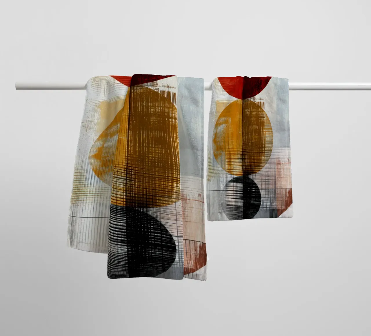 Géométrie texturée en rouge, jaune et noir serviette de bain de Aralyn