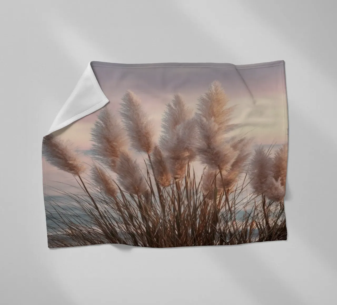 Pasteldromen op het strand fleecedeken van Melanie Viola