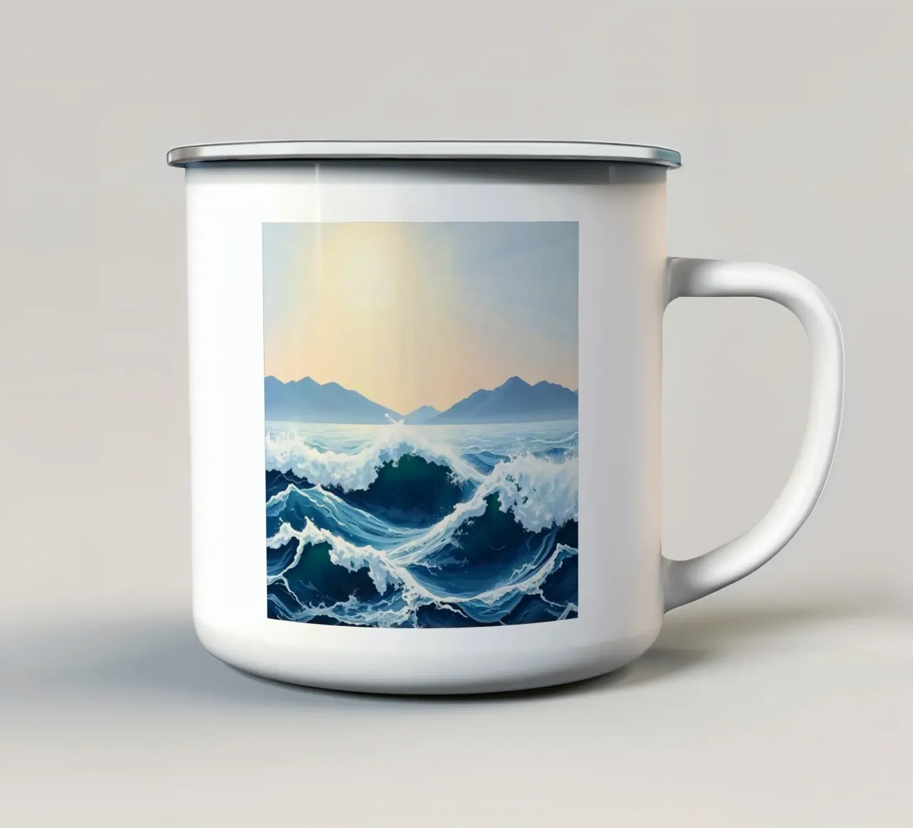 Onde mattutine baciate dal sole e montagne lontane: Un luogo sereno tazza in smalto da Artistic-shop