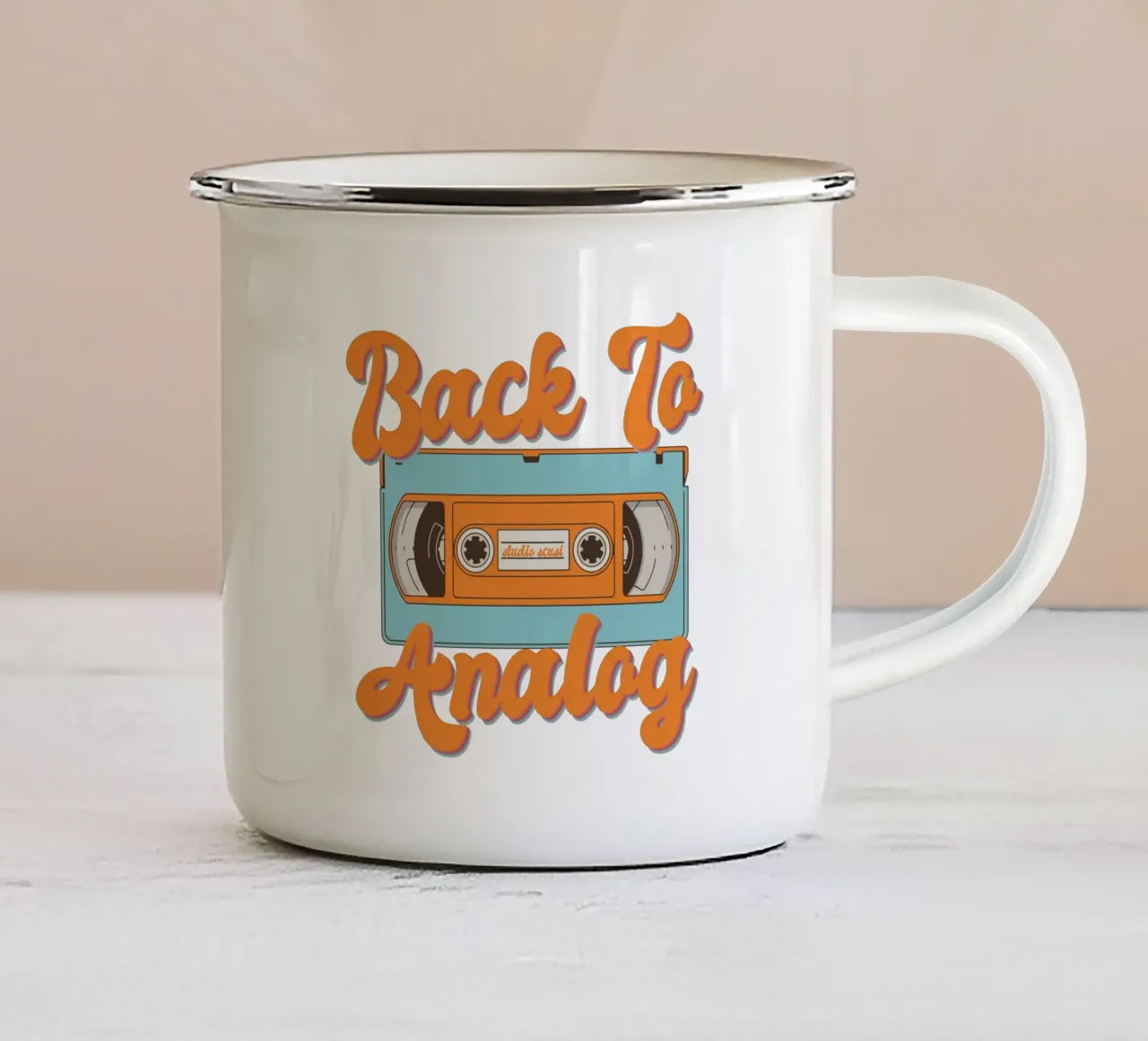 Tape Retro Kassette - Back to Analog tazza in smalto da studio scusi